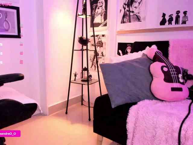 Lexyjoyce webcam