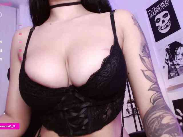 Lexyjoyce webcam