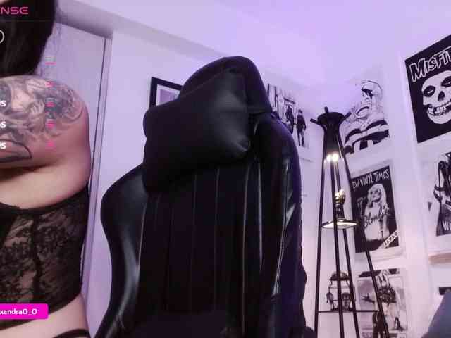 Lexyjoyce webcam