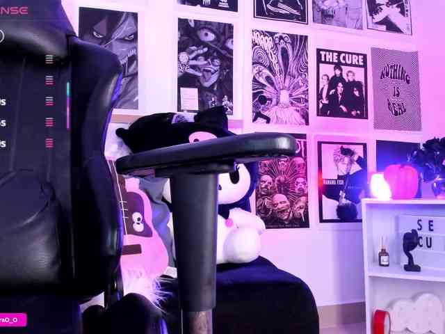 Lexyjoyce webcam