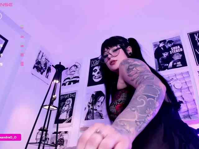 Lexyjoyce webcam