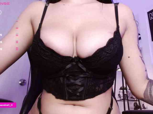 Lexyjoyce webcam