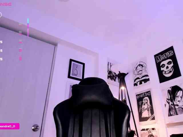 Lexyjoyce webcam