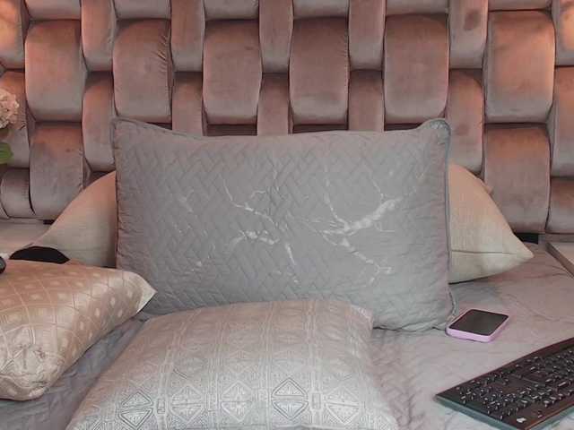 JeenSexy's BongaCams show and profile