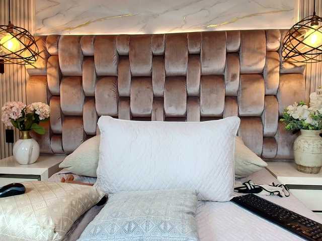 JeenSexy's BongaCams show and profile