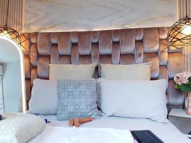 JeenSexy's BongaCams show and profile