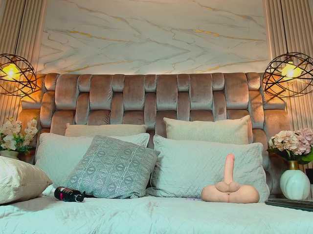 JeenSexy's BongaCams show and profile