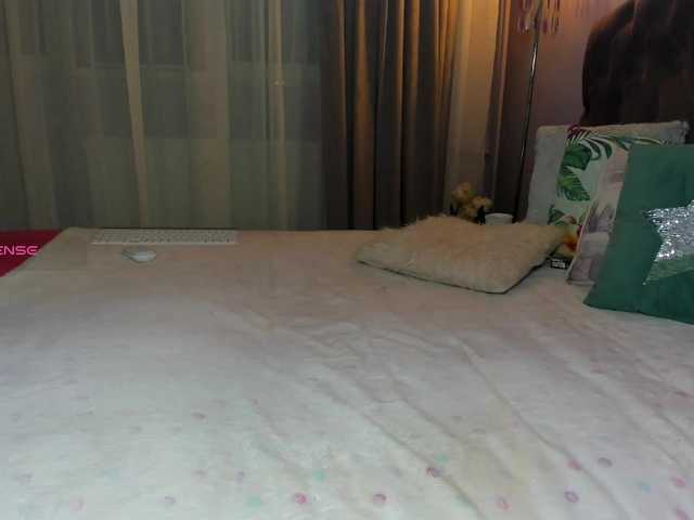 Lady-A's BongaCams show and profile