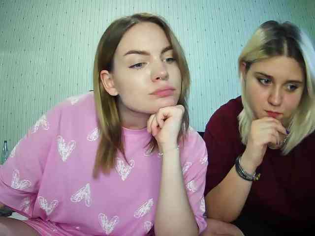DoubleChris webcam