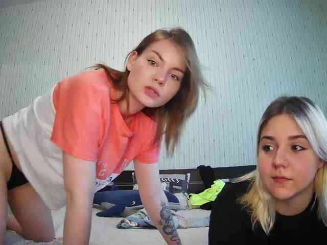 DoubleChris webcam