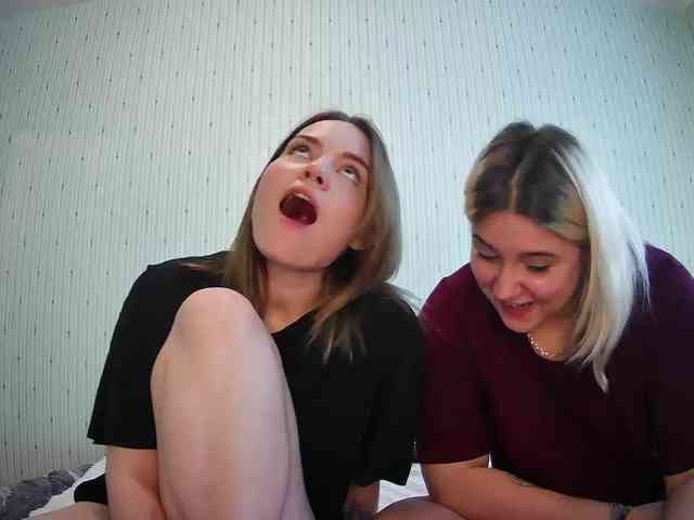 DoubleChris webcam