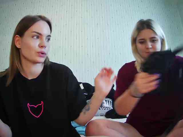 DoubleChris webcam
