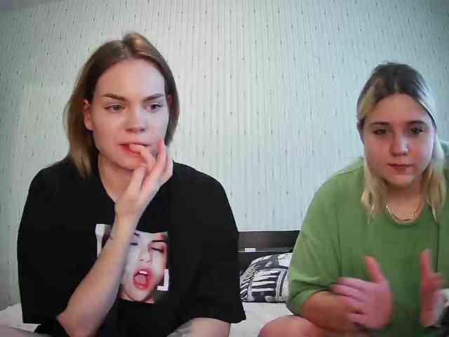 DoubleChris webcam