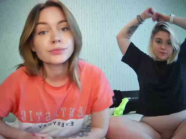 DoubleChris webcam