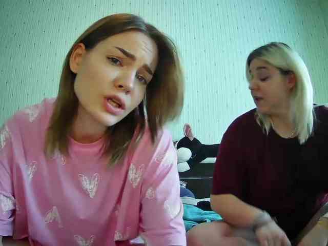 DoubleChris webcam