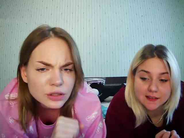DoubleChris webcam
