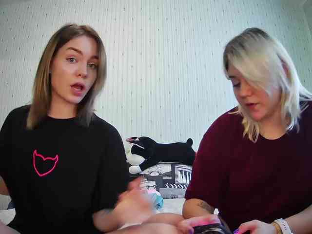 DoubleChris webcam