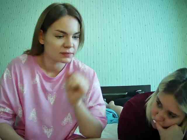 DoubleChris webcam