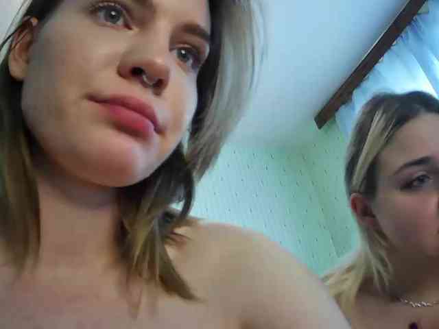 DoubleChris webcam