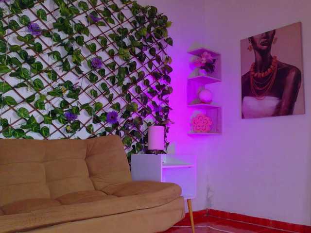 melody-cute10's BongaCams show and profile