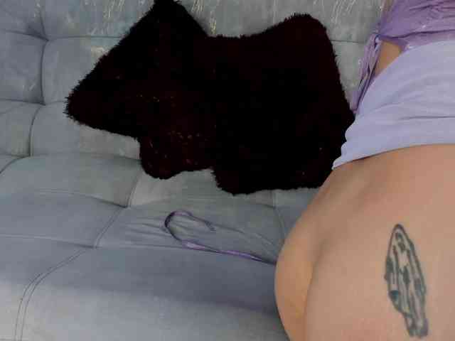 melody-cute10 webcam