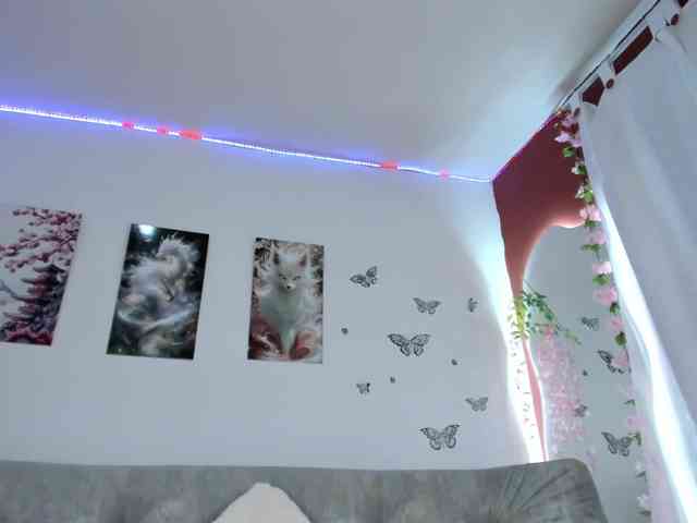 melody-cute10 webcam