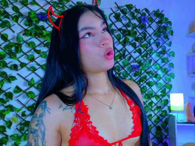 melody-cute10 webcam