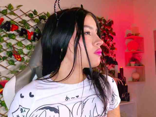 melody-cute10 webcam