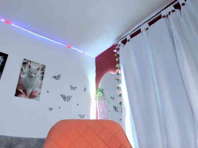 melody-cute10 webcam