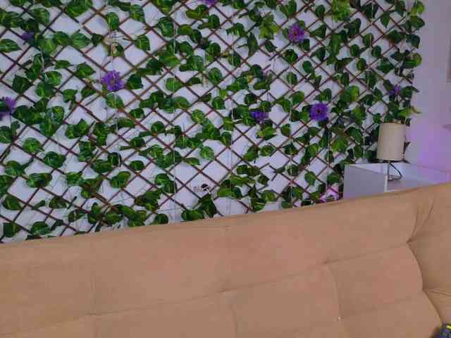 melody-cute10 webcam