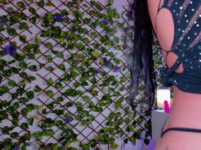 melody-cute10 webcam