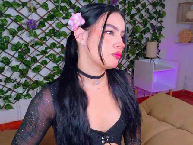 melody-cute10 webcam