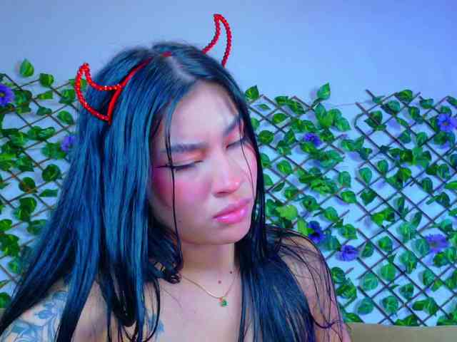melody-cute10 webcam
