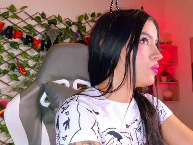 melody-cute10 webcam