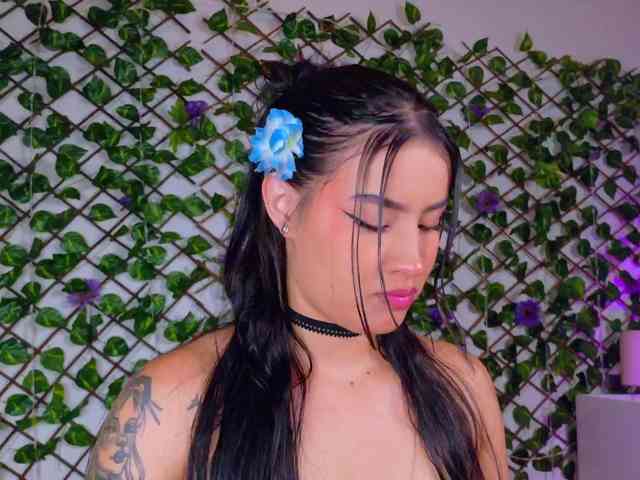 melody-cute10 webcam