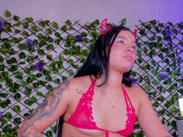 melody-cute10 webcam