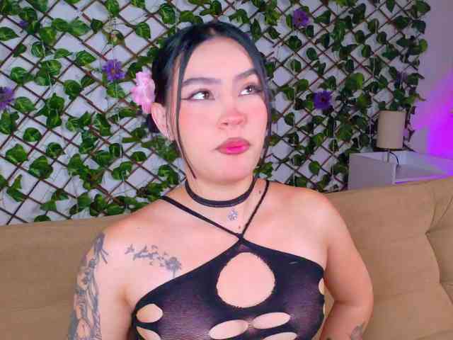 melody-cute10 webcam