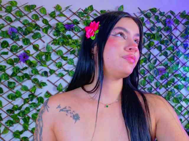 melody-cute10 webcam