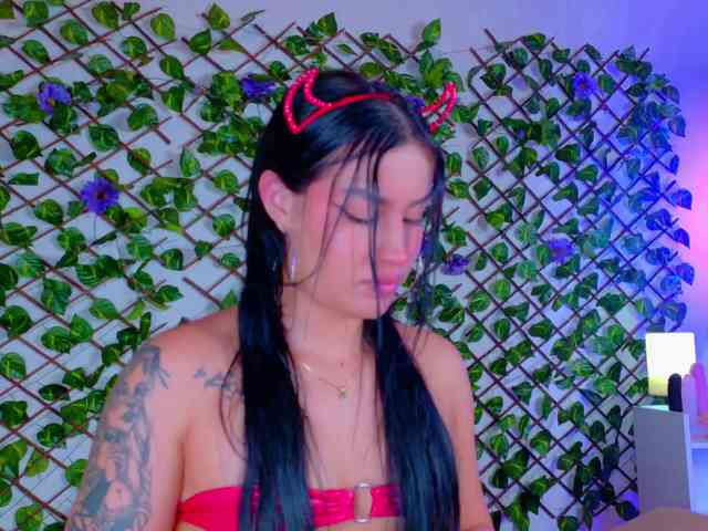 melody-cute10 webcam