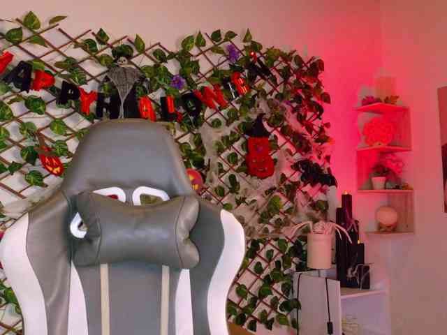 melody-cute10 webcam