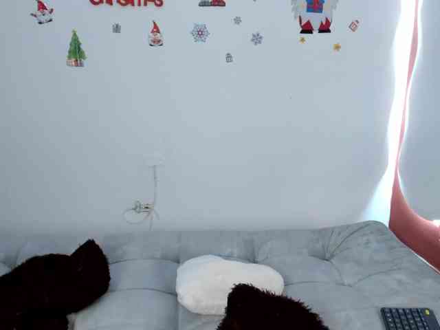 melody-cute10 webcam