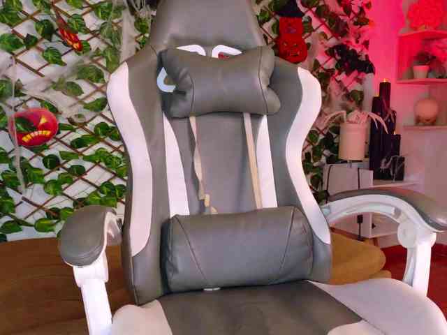 melody-cute10 webcam