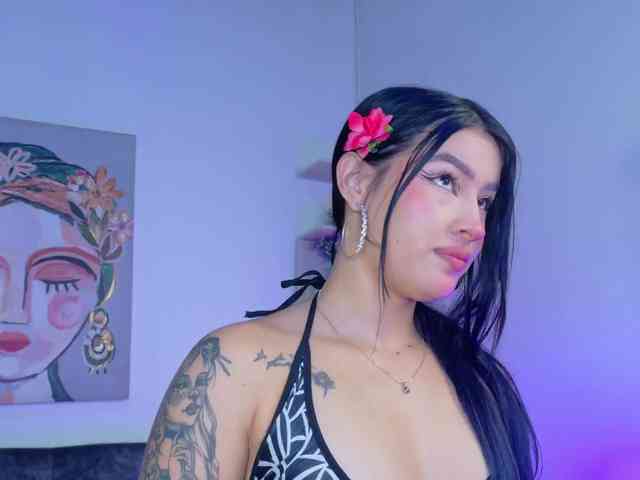 melody-cute10 webcam