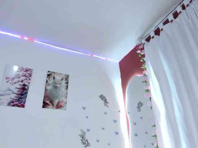 melody-cute10 webcam