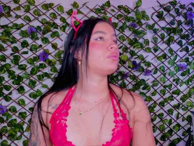 melody-cute10 webcam