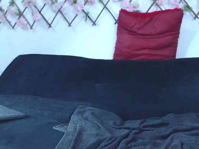 tiffany-gomez9 webcam