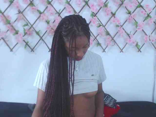 tiffany-gomez9 webcam