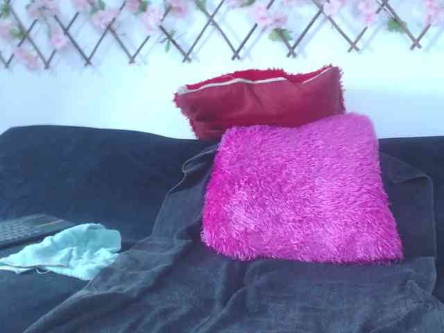 tiffany-gomez9 webcam