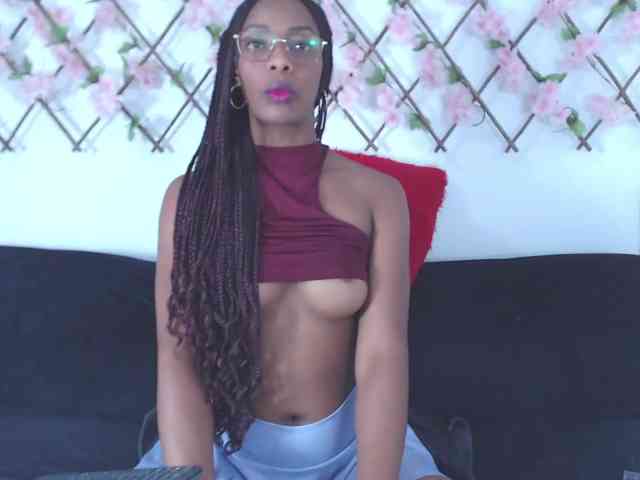 tiffany-gomez9 webcam