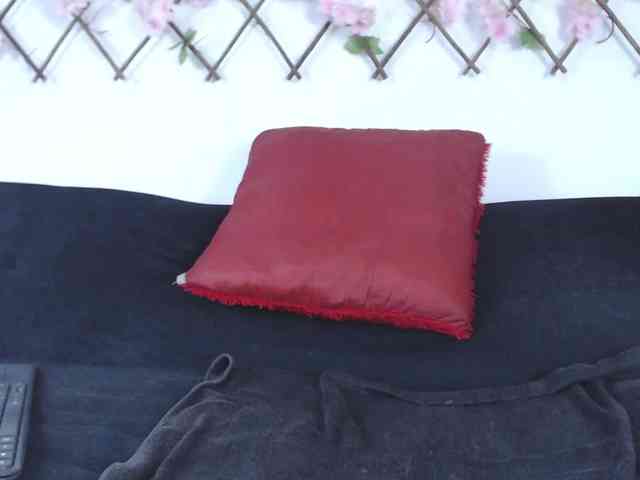 tiffany-gomez9 webcam